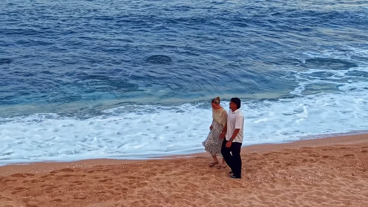 260810 Sydney and Gibran.mp4